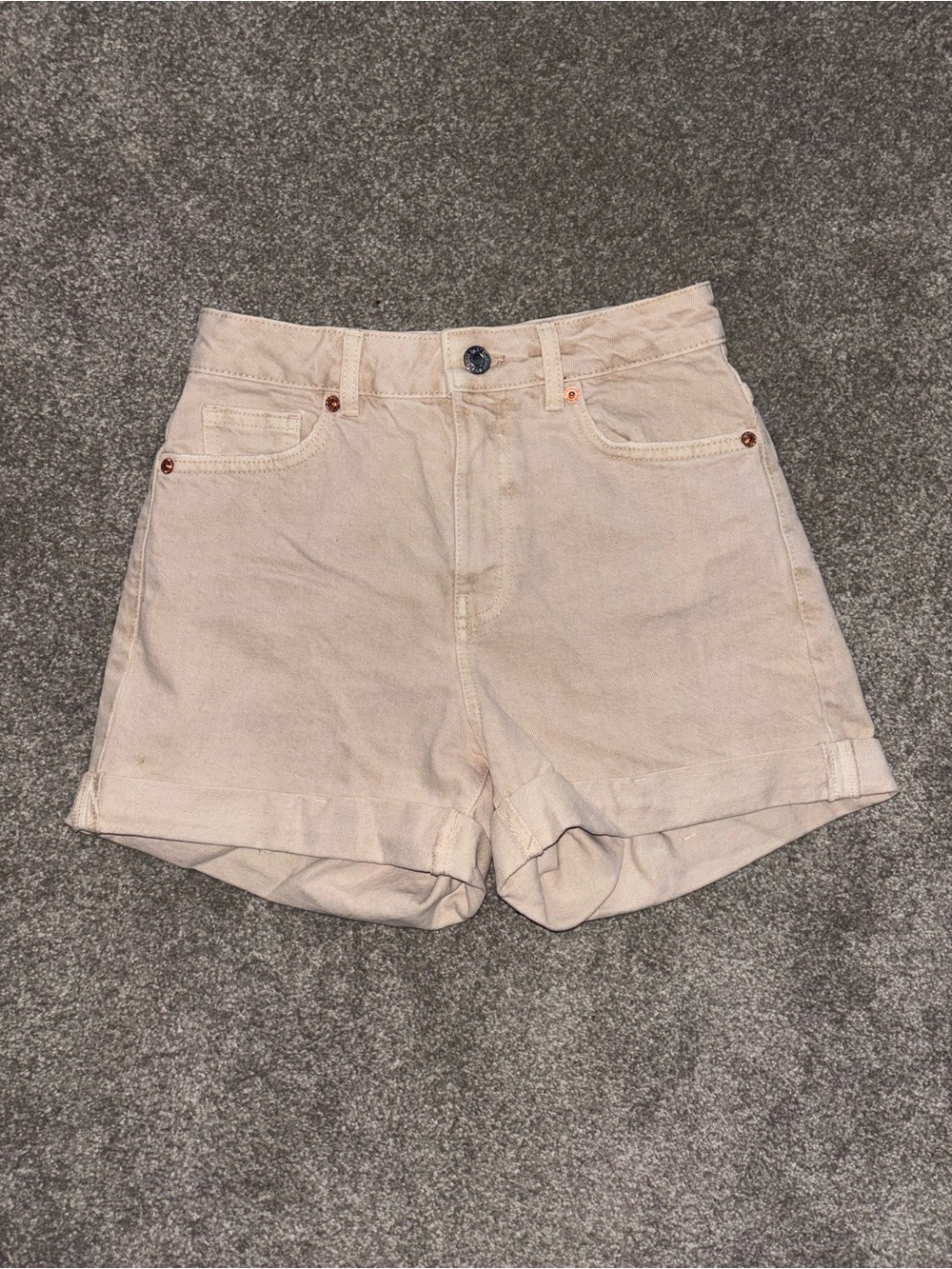 Size XS Women’s MNG High-Waisted Cotton Shorts in Light Beige